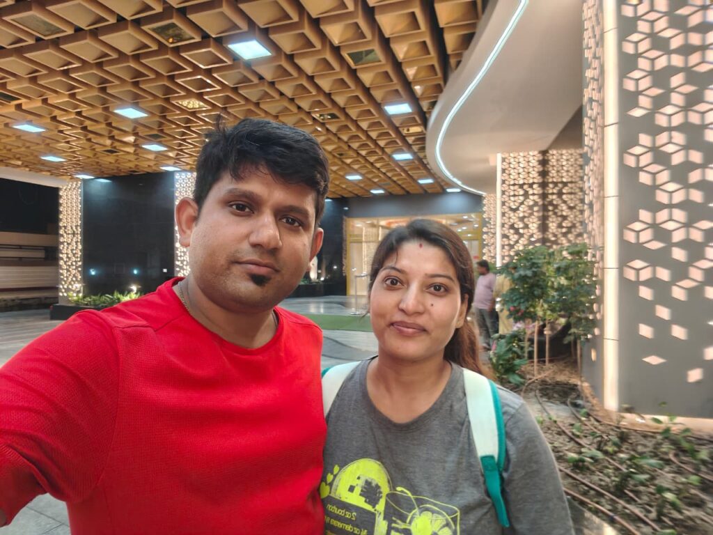 Alcove Triveni Mall